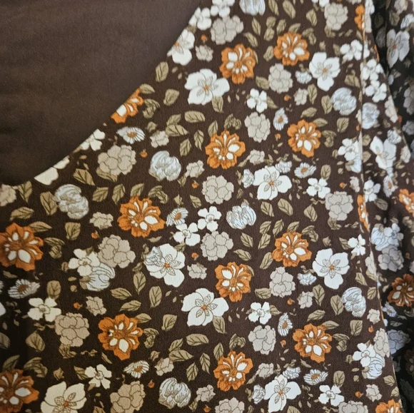 Pink Lily Brown Flowy Dress - Picture 5 of 10